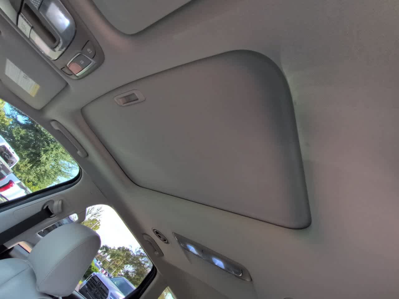 Used 2025 Kia Telluride S FWD image 20