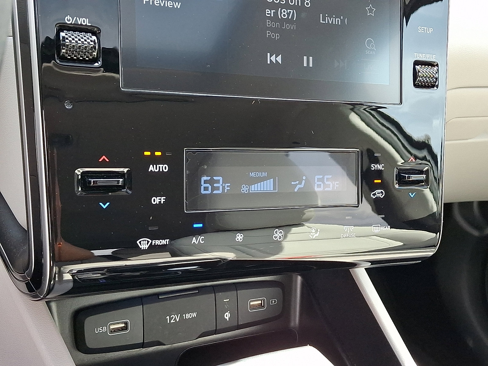 Used 2023 Hyundai Tucson SEL w/ Convenience Package AWD/4WD image 17