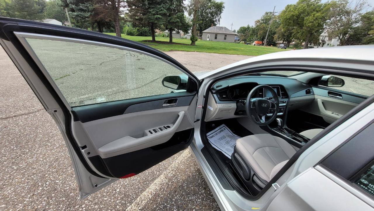 Used 2019 Hyundai Sonata ECO FWD image 10