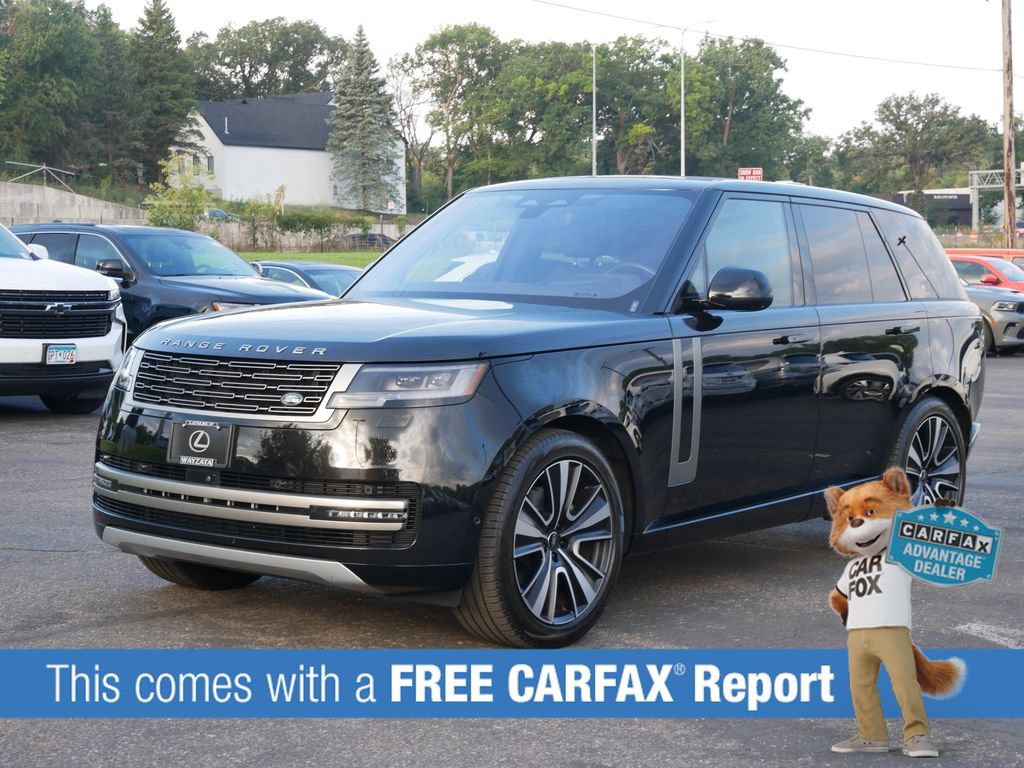 Used 2023 Land Rover Range Rover SE AWD/4WD image 2