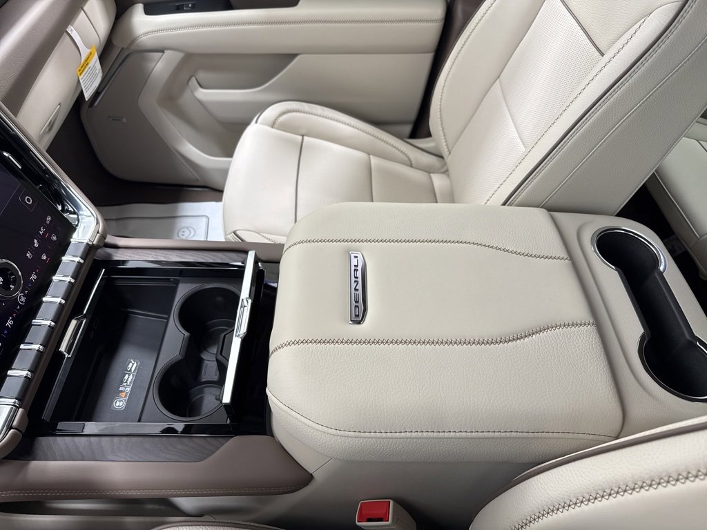 New 2026 GMC Yukon Denali image 37