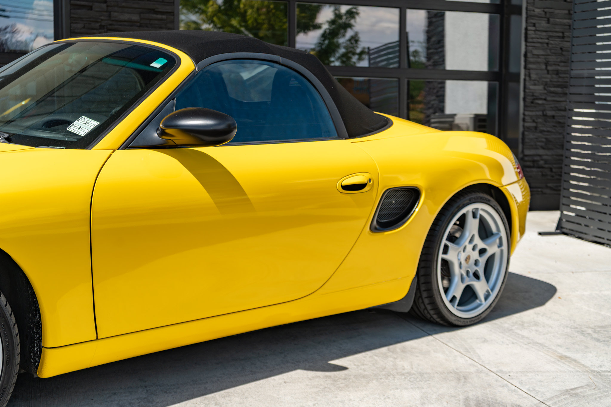 Used 1998 Porsche Boxster RWD image 7