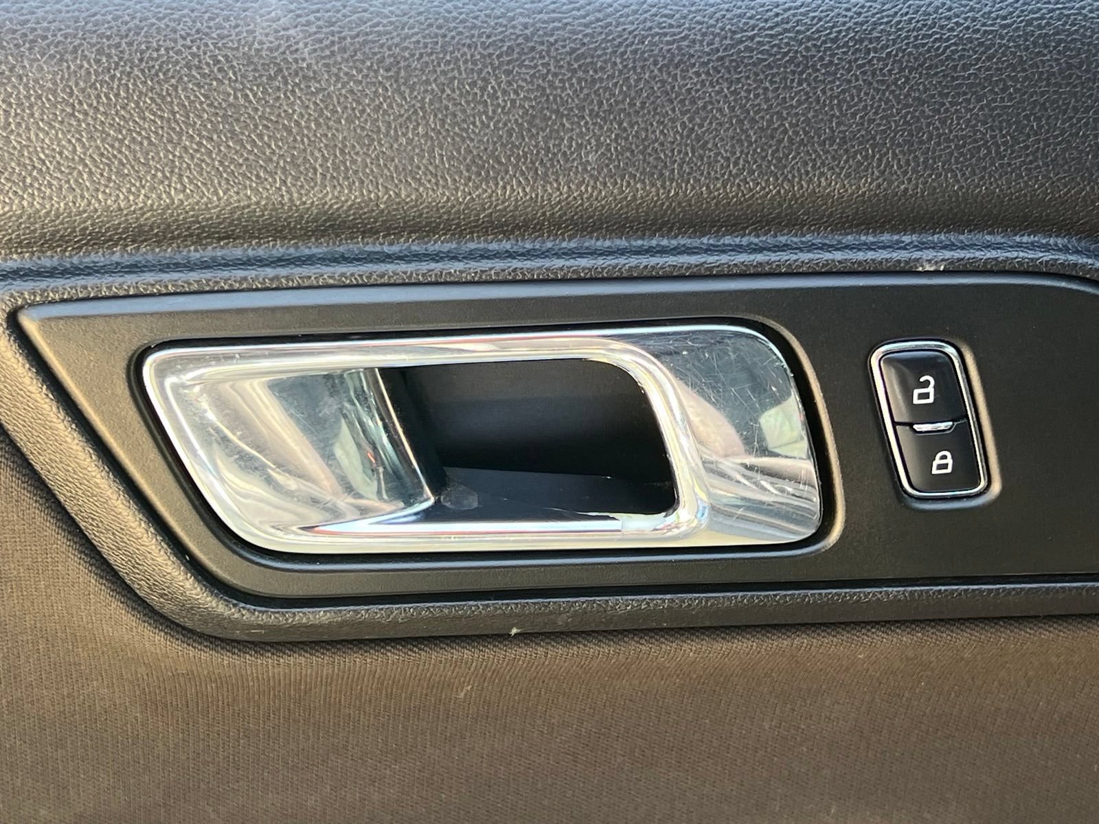 Used 2015 Ford Mustang GT RWD image 20
