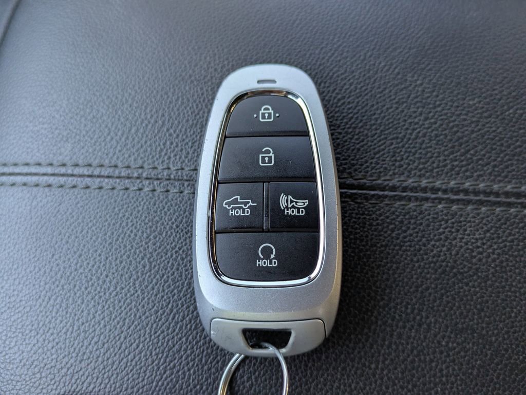 Used 2022 Hyundai Santa Cruz SEL Premium image 28