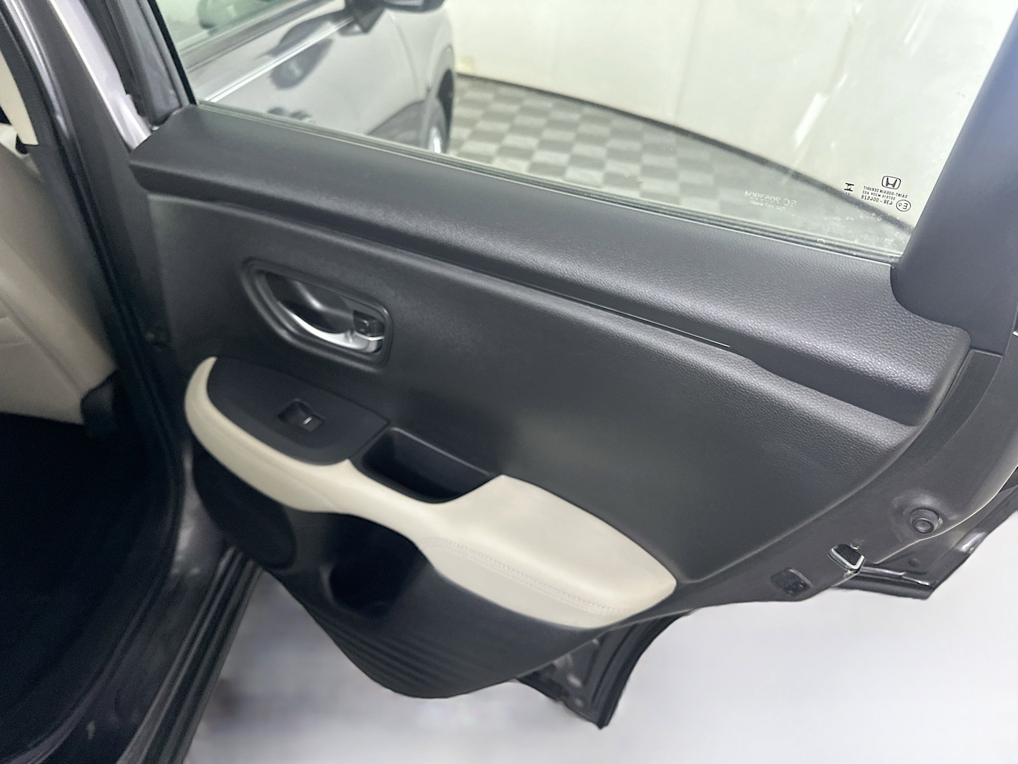 Used 2024 Honda HR-V LX image 28