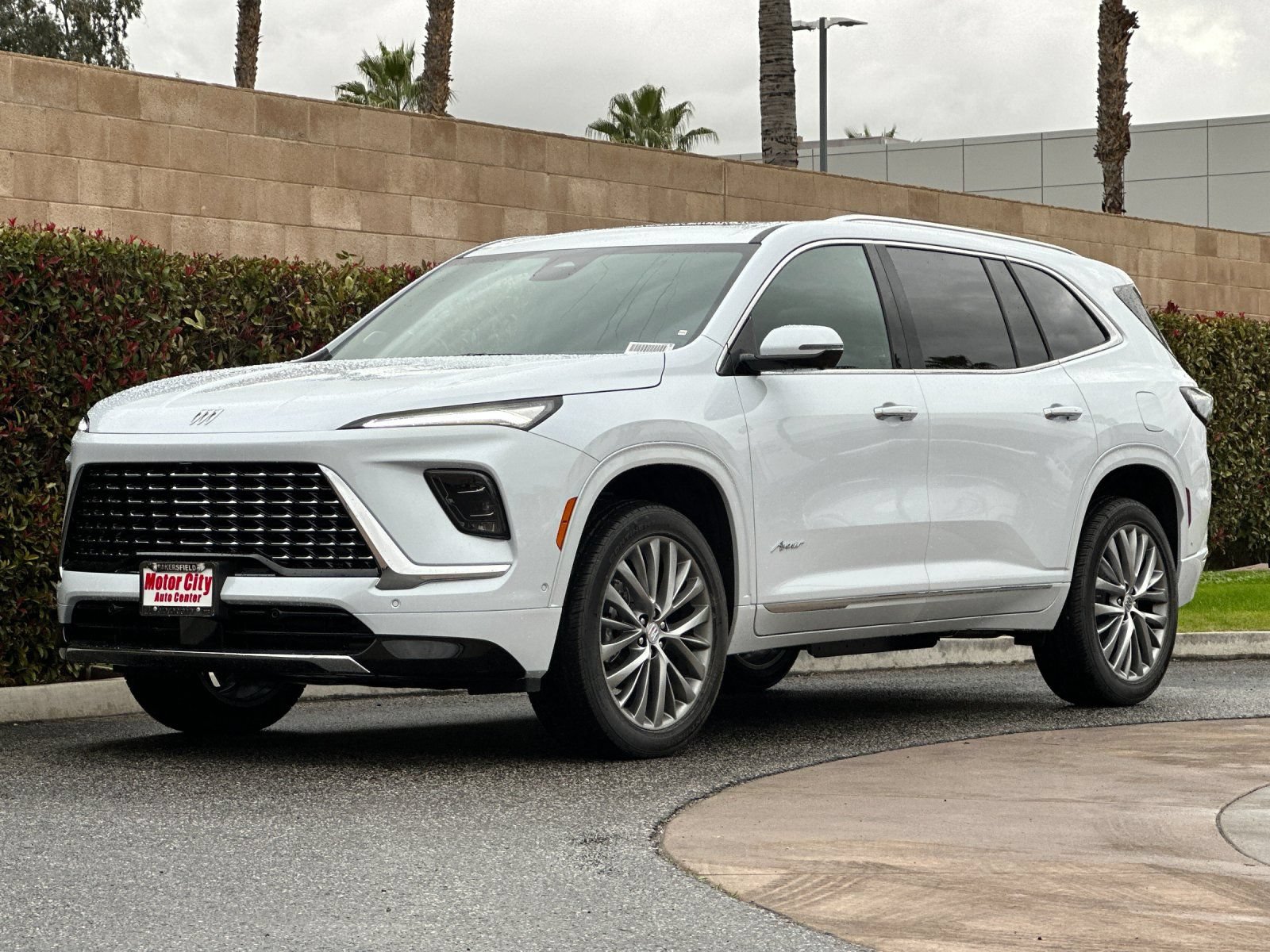 New 2026 Buick Enclave Avenir w/ Super Cruise Package FWD image 8