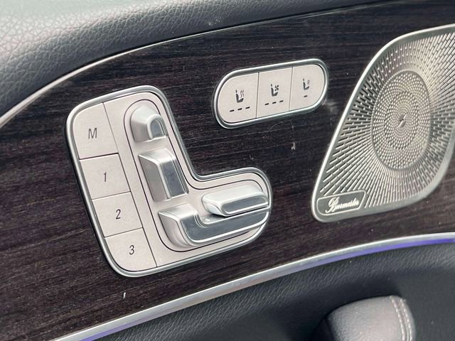 Used 2022 Mercedes-Benz GLS 450 4MATIC image 17