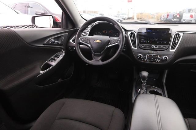 Used 2024 Chevrolet Malibu LT FWD image 21