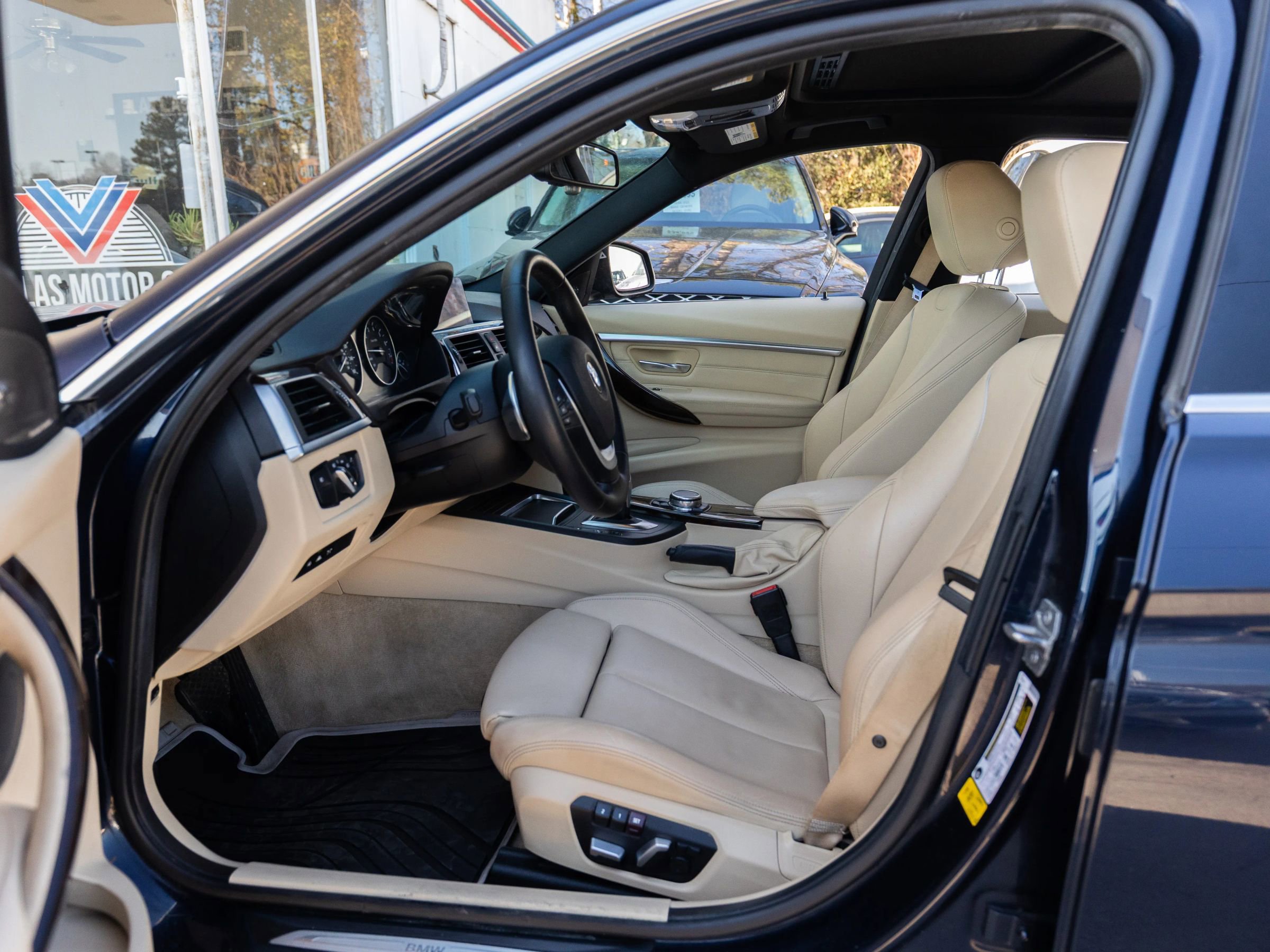 Used 2016 BMW 340i Sedan image 17