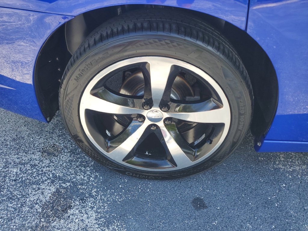 Used 2013 Dodge Charger R/T RWD image 6