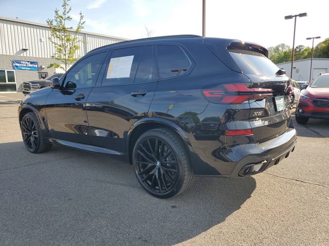Used 2025 BMW X5 xDrive40i w/ M Sport Package image 4
