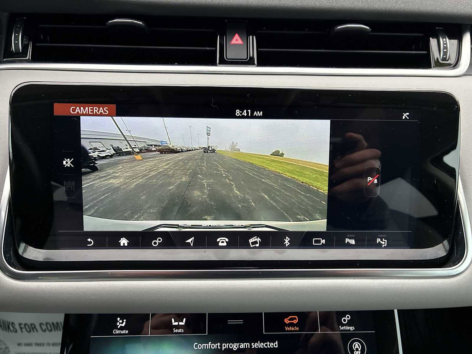 Used 2020 Land Rover Range Rover Evoque SE image 14