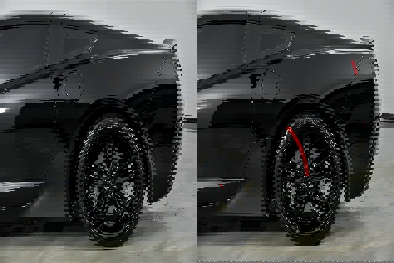 Used 2019 Chevrolet Corvette Stingray Coupe w/ 1LT image 9