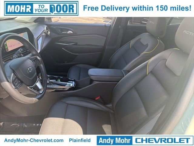 Used 2025 Chevrolet Trax ACTIV w/ Sunroof Package image 13