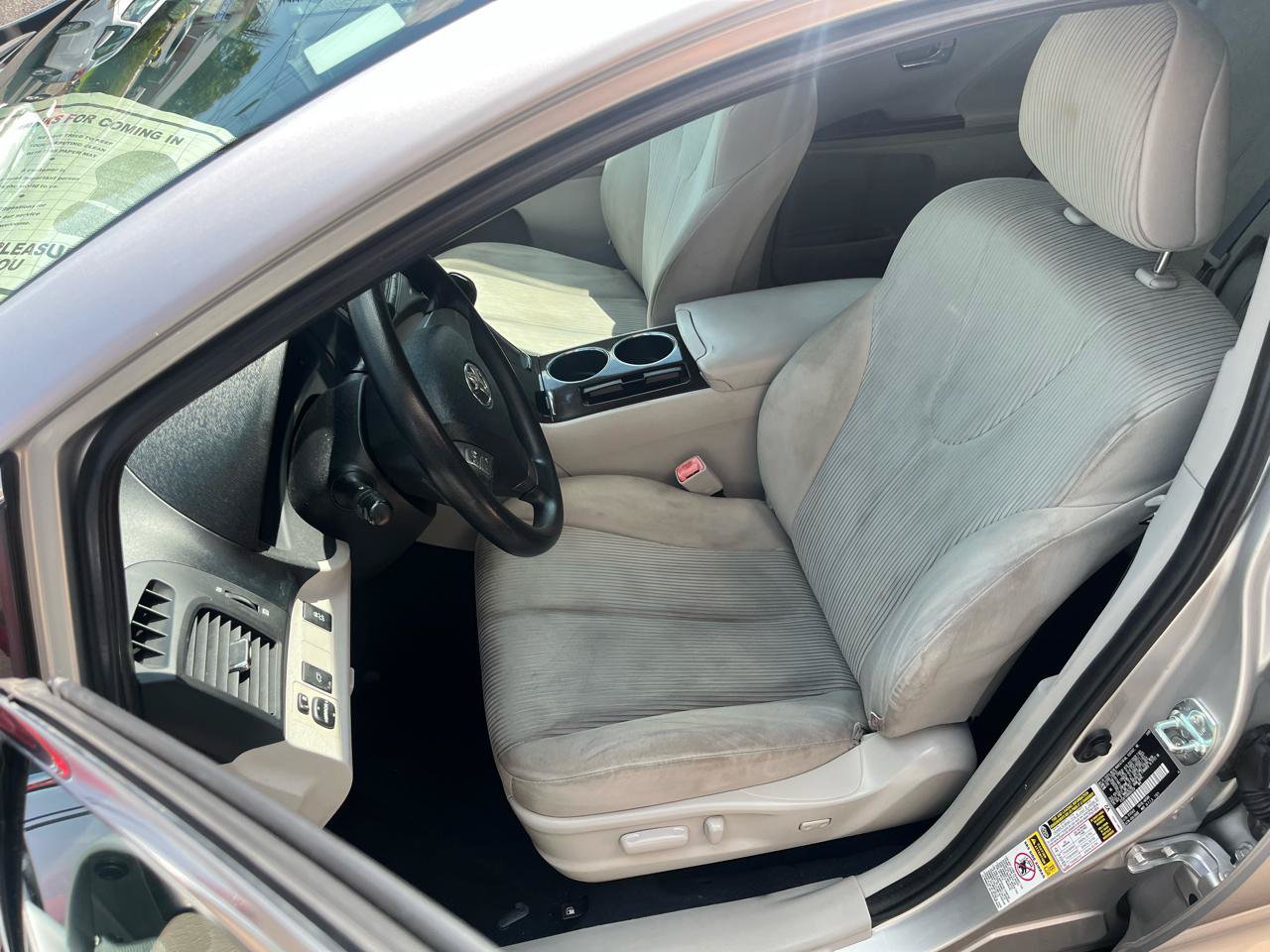 Used 2009 Toyota Venza FWD image 24