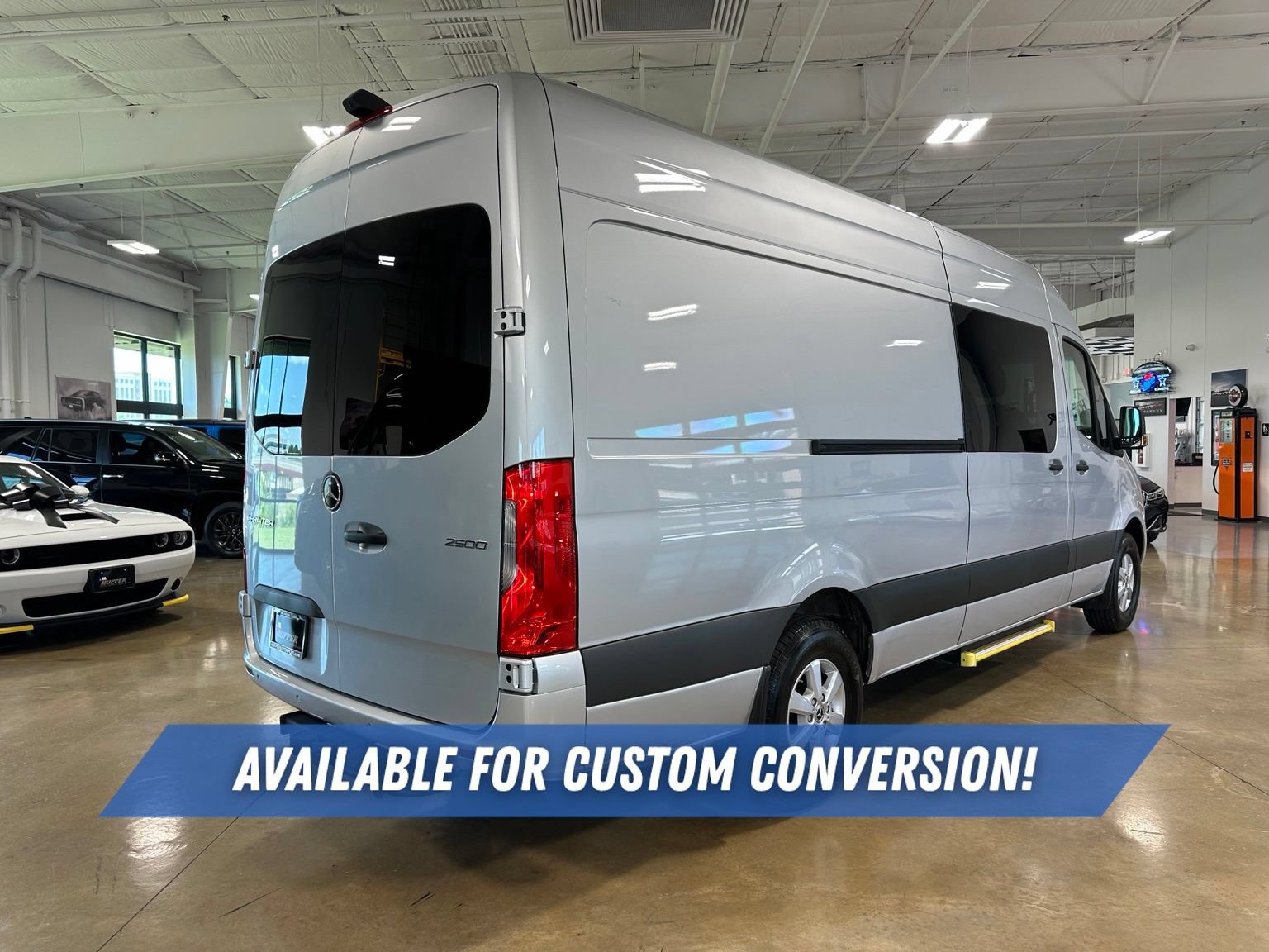 Used 2023 Mercedes-Benz Sprinter 2500 image 9