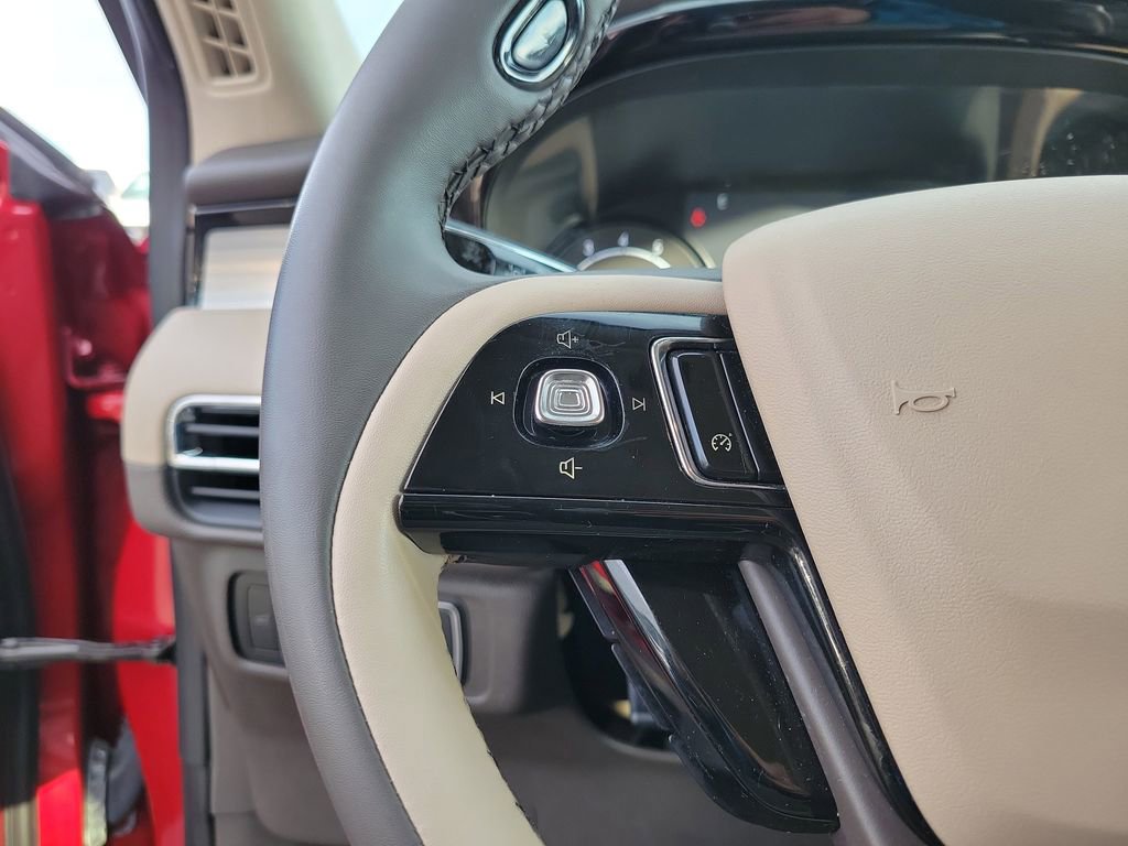 Certified 2022 Lincoln Corsair FWD image 23