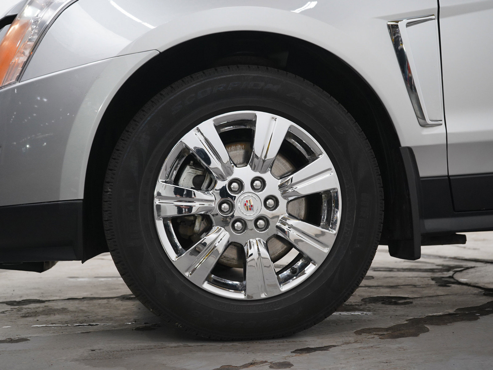 Used 2016 Cadillac SRX Luxury w/ Driver Awareness Package AWD/4WD image 31