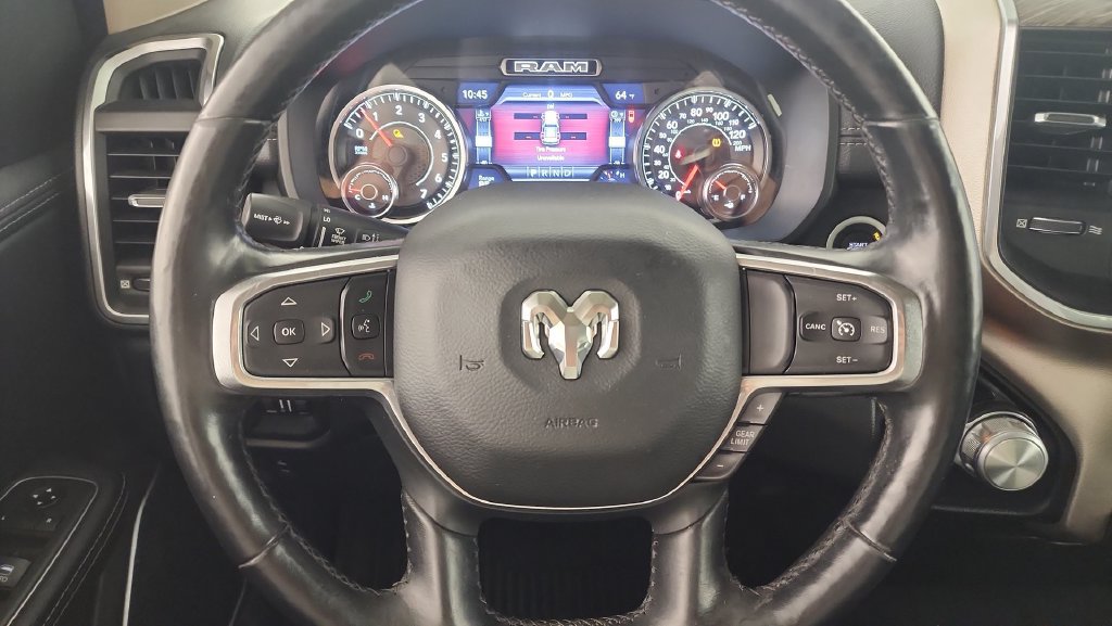 Used 2019 RAM 1500 Laramie AWD/4WD image 12