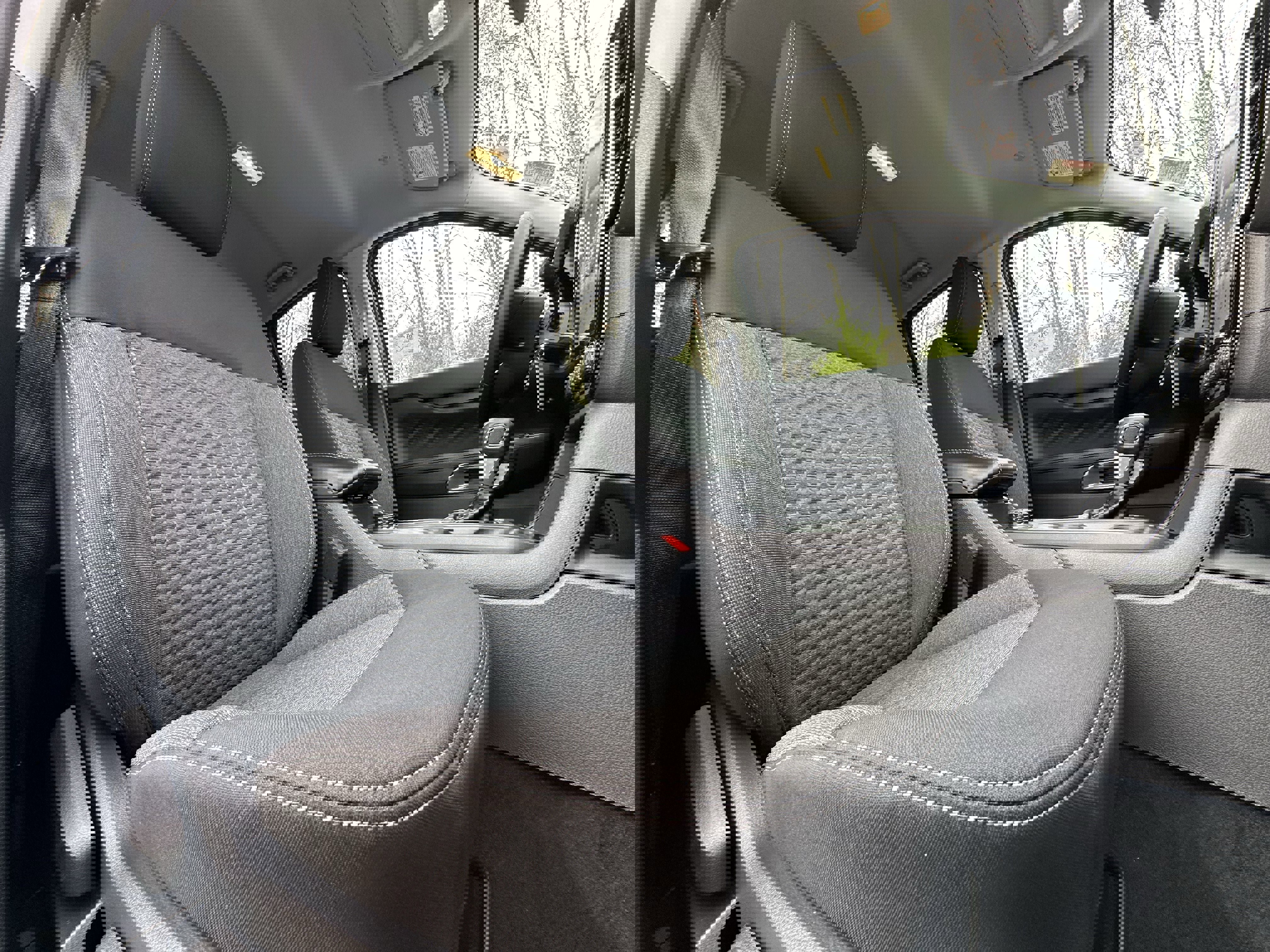 New 2025 Ford Ranger XLT w/ FX4 Off-Road Package image 33