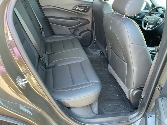 Used 2024 Chevrolet Trax ACTIV w/ Sunroof Package FWD image 13