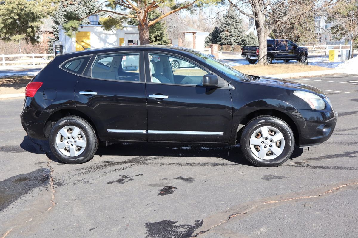Used 2014 Nissan Rogue S image 3