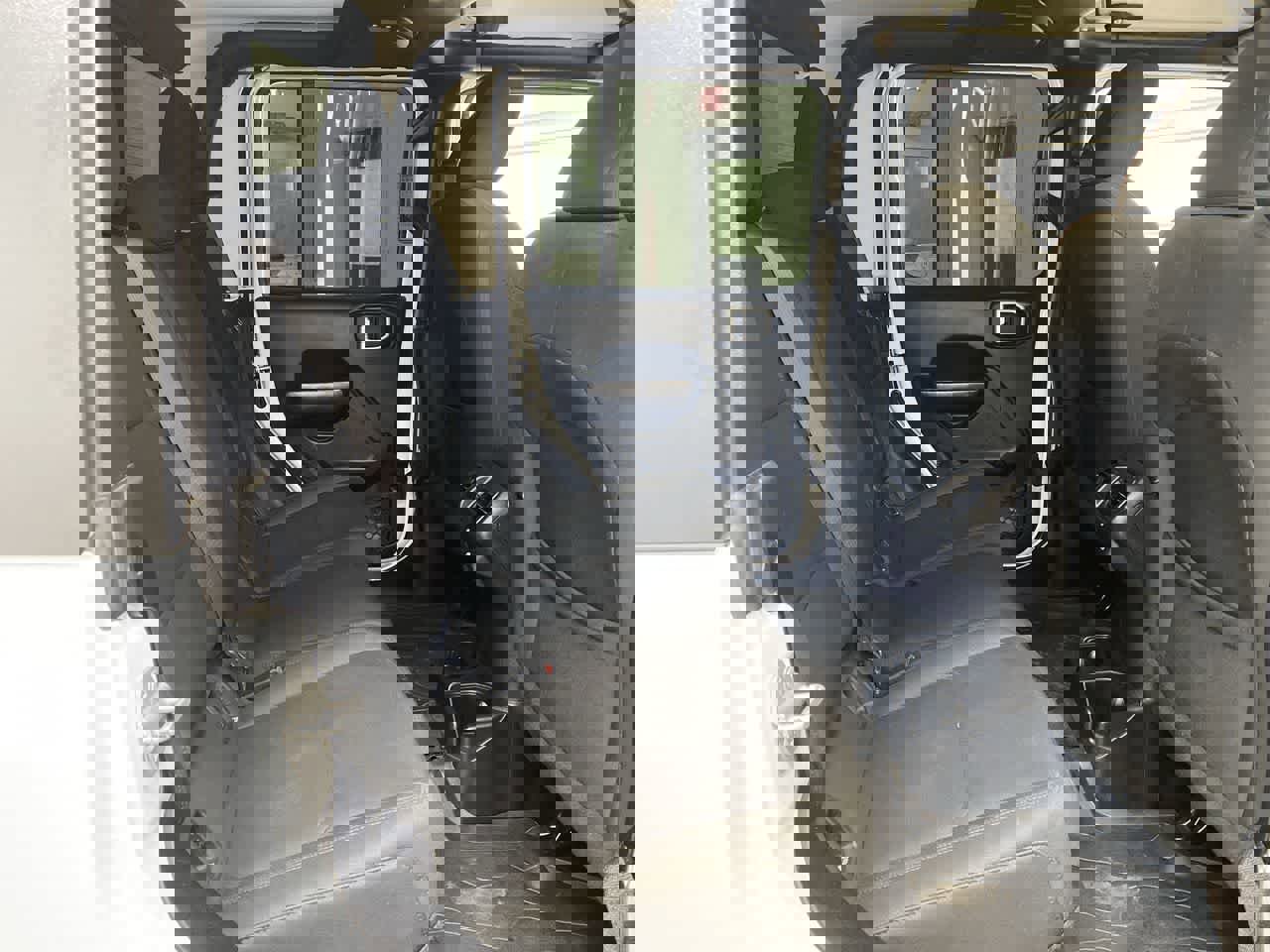 Used 2020 Jeep Gladiator Sport w/ Quick Order Package 24S image 18