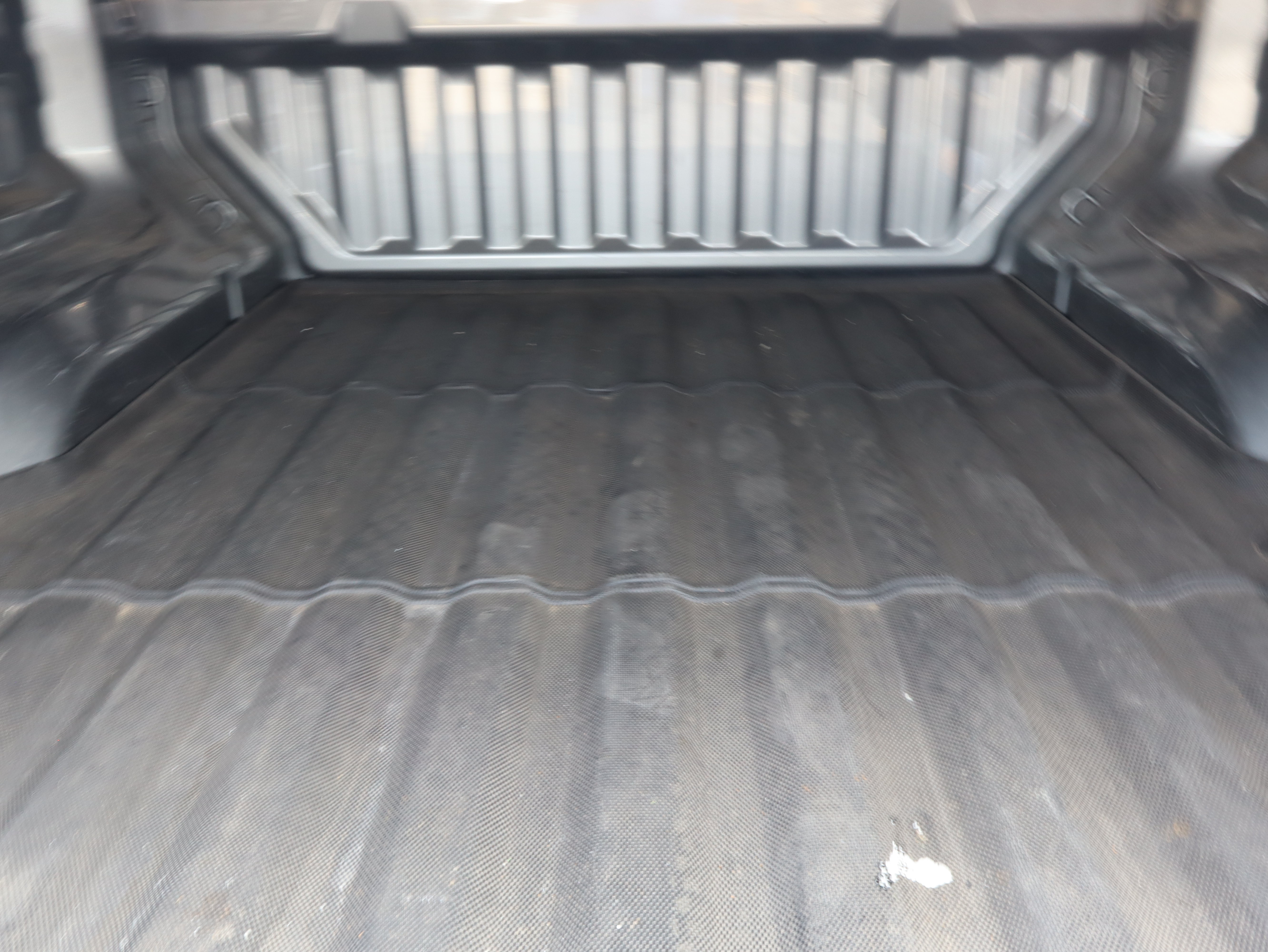 Used 2024 GMC Canyon AT4 w/ Technology Package AWD/4WD image 15