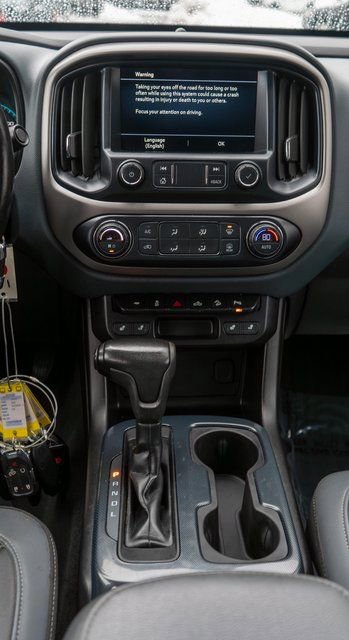 Used 2020 Chevrolet Colorado Z71 image 16
