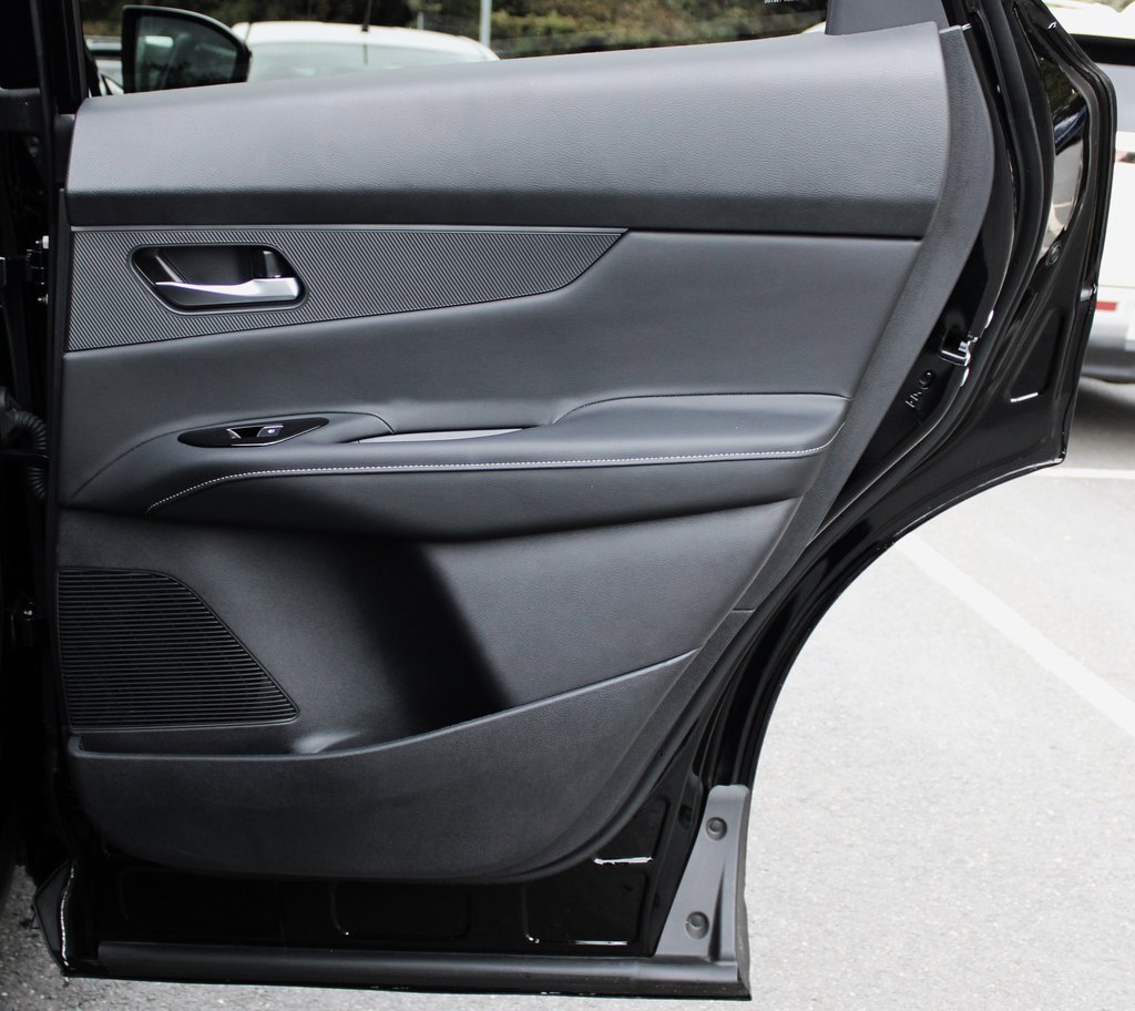 Certified 2025 Nissan Murano SV image 19