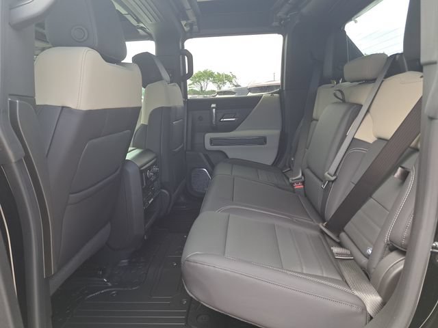 New 2026 GMC Hummer EV 4x4 Crew Cab image 6