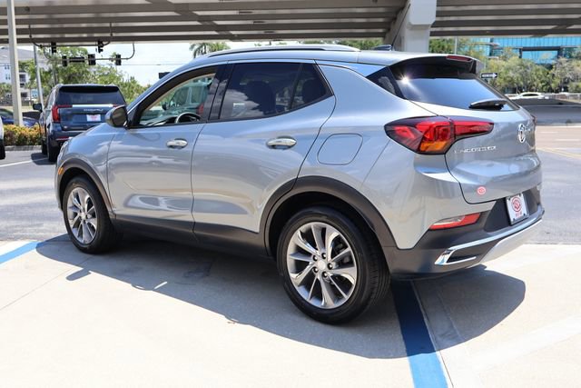 Used 2023 Buick Encore GX Essence w/ Experience Buick Package FWD image 5