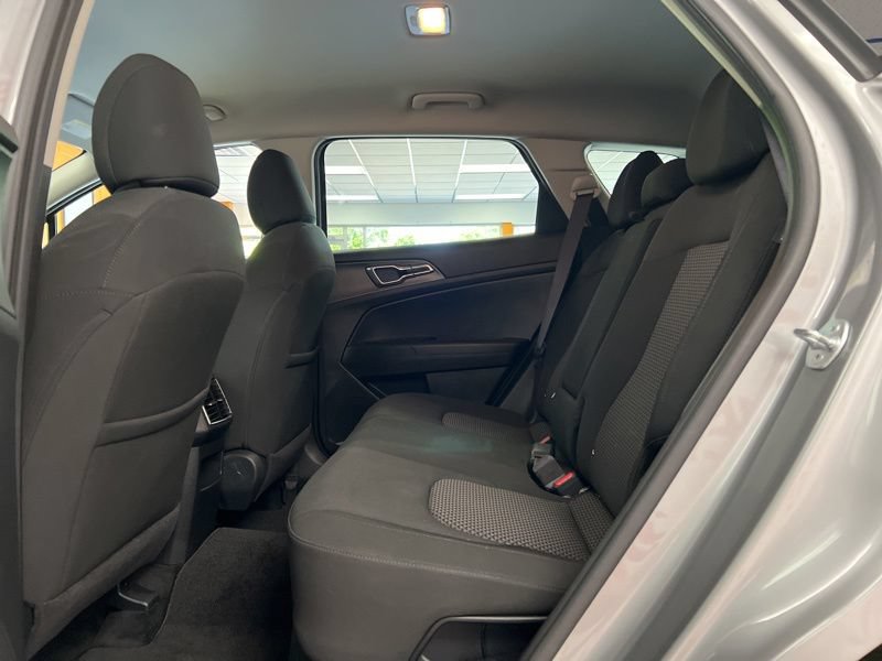 Certified 2024 Kia Sportage LX AWD/4WD image 15