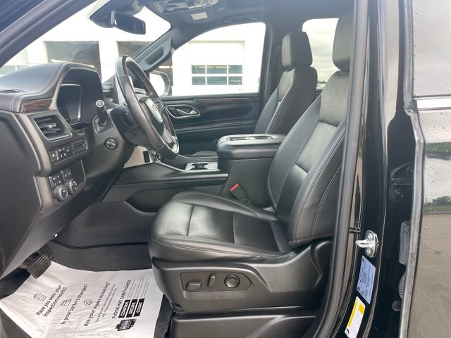 Used 2023 Chevrolet Tahoe LT w/ Luxury Package AWD/4WD image 19