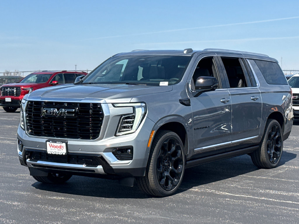 New 2026 GMC Yukon XL Denali w/ Denali Reserve Package AWD/4WD image 5
