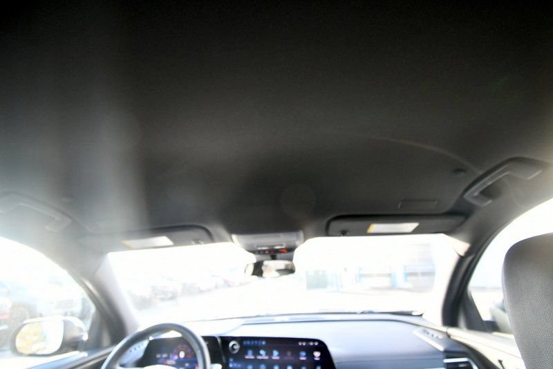 Used 2025 Chevrolet Traverse LT AWD/4WD image 15