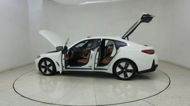 Used 2025 BMW i4 xDrive40i w/ Premium Package AWD/4WD image 74