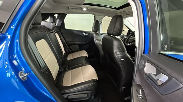 Used 2021 Ford Escape Titanium w/ Titanium Premium Package FWD image 29