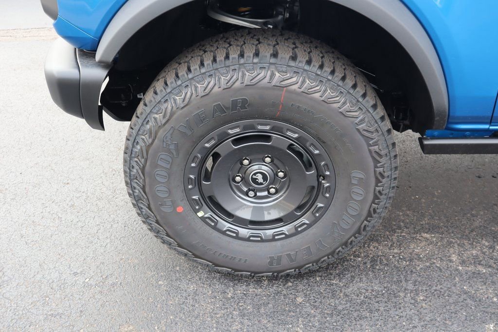 New 2025 Ford Bronco Badlands image 18