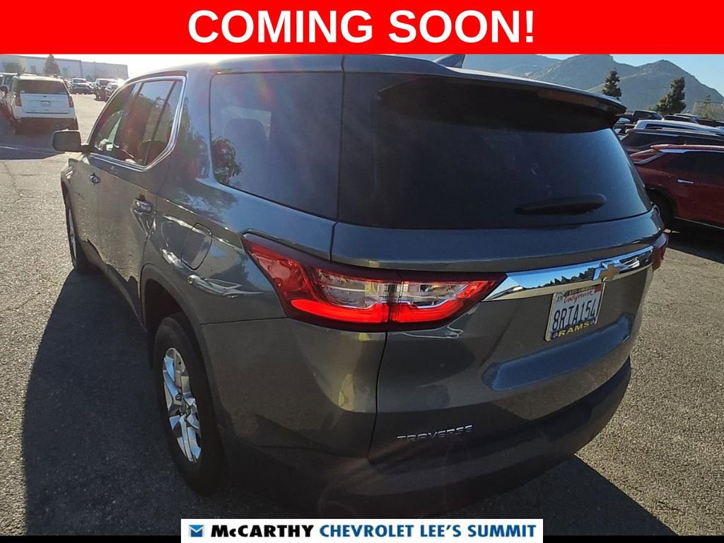 Used 2020 Chevrolet Traverse LS image 3