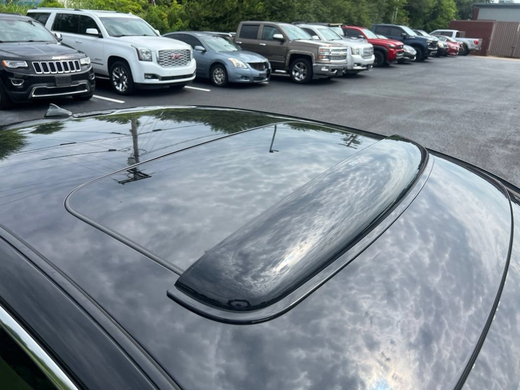 Used 2018 INFINITI Q50 Luxe RWD image 19