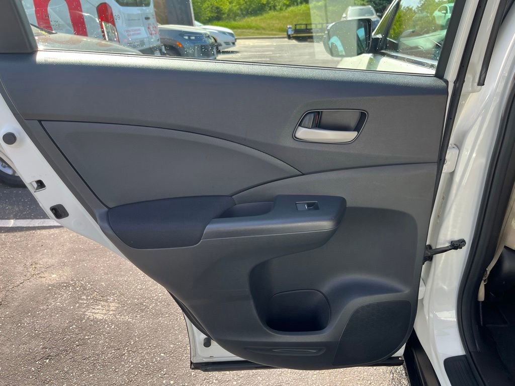 Used 2016 Honda CR-V LX image 23