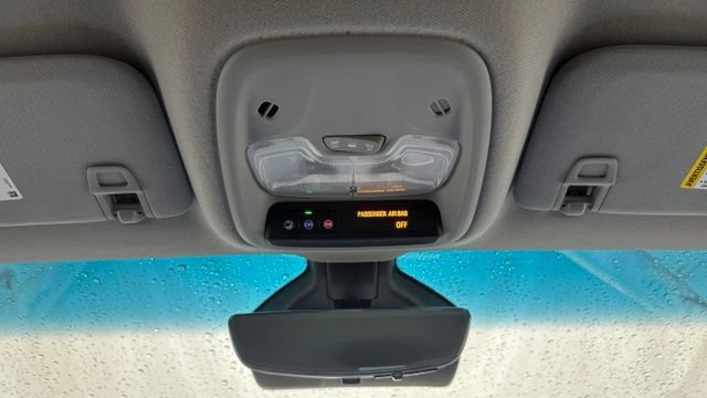 Used 2021 Chevrolet Bolt Premier w/ Infotainment Package FWD image 40