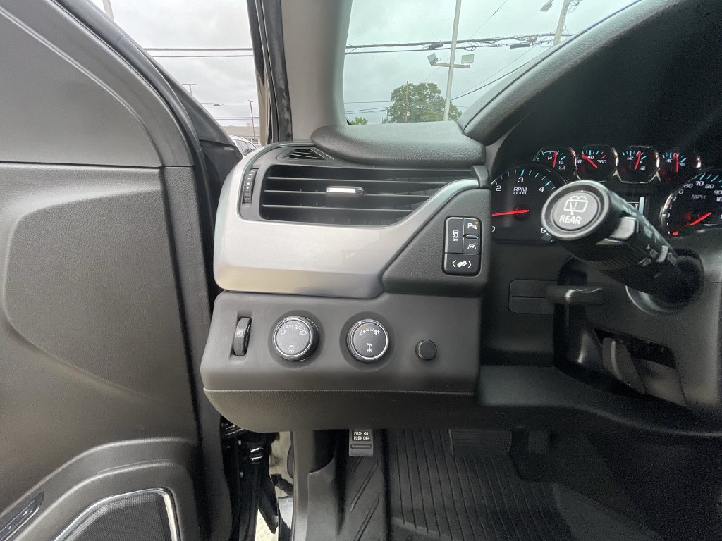 Certified 2019 Chevrolet Tahoe LT AWD/4WD image 17