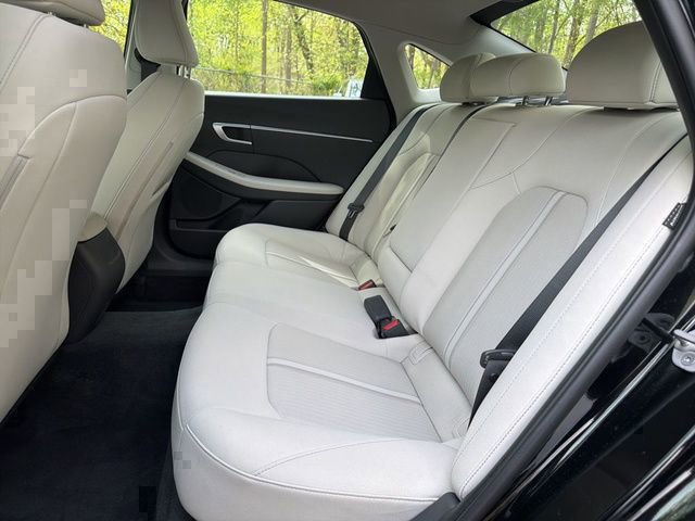 Certified 2025 Hyundai Sonata SEL AWD/4WD image 13