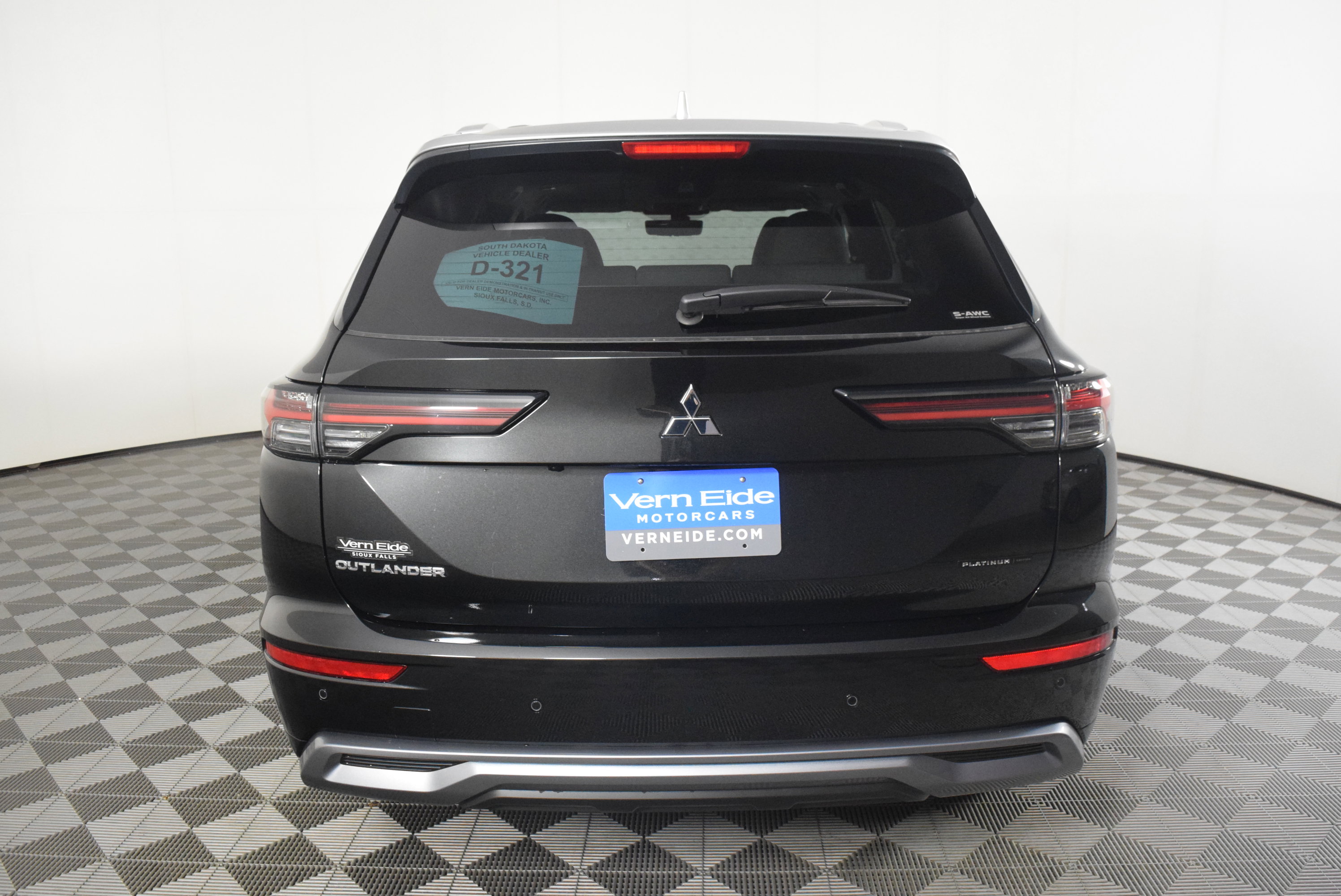 New 2025 Mitsubishi Outlander AWD image 7