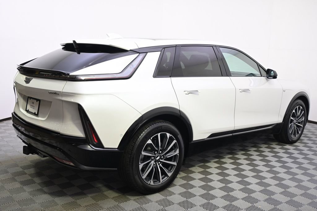 New 2025 Cadillac Lyriq Sport image 7