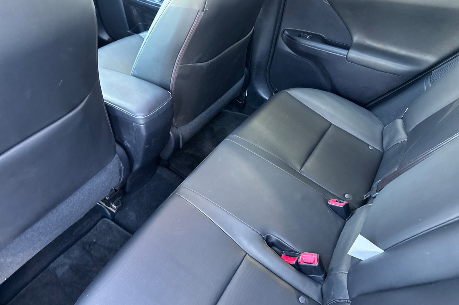 Used 2012 Lexus CT 200h image 25