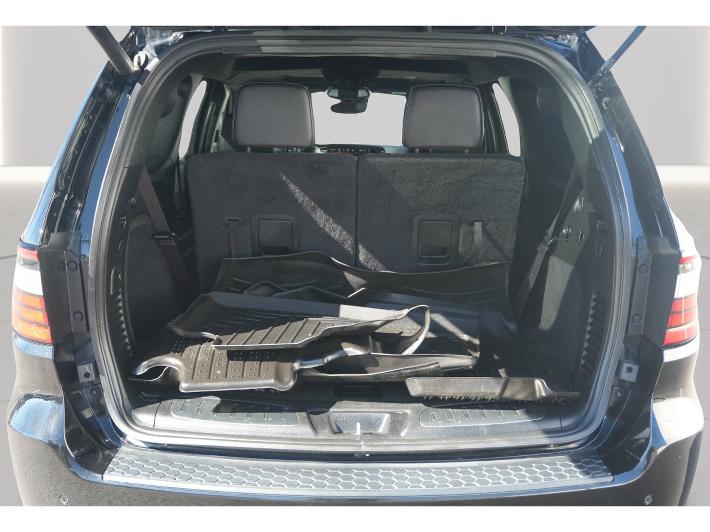 Used 2023 Dodge Durango R/T AWD/4WD image 9