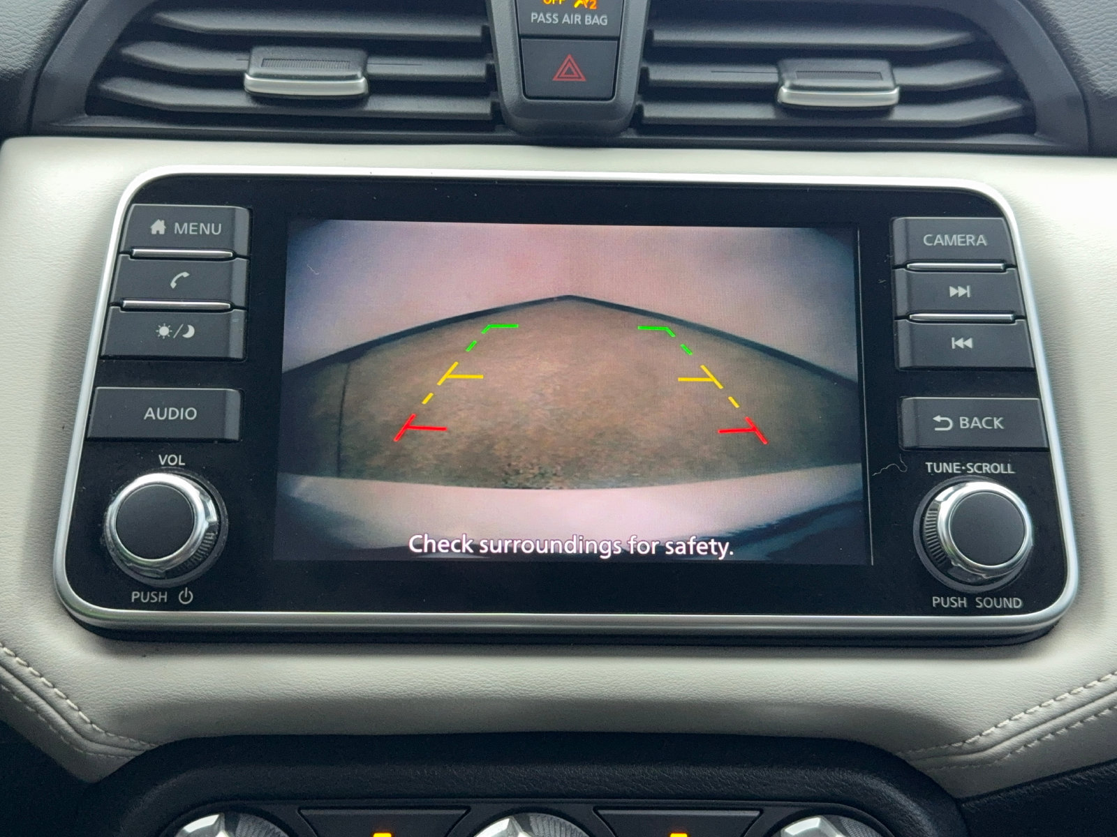 Used 2020 Nissan Versa SV FWD image 27